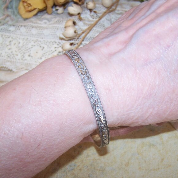 Danecraft Sterling Silver 1/4" Bangle Bracelet - Floral / Flower Design - Picture 5 of 9